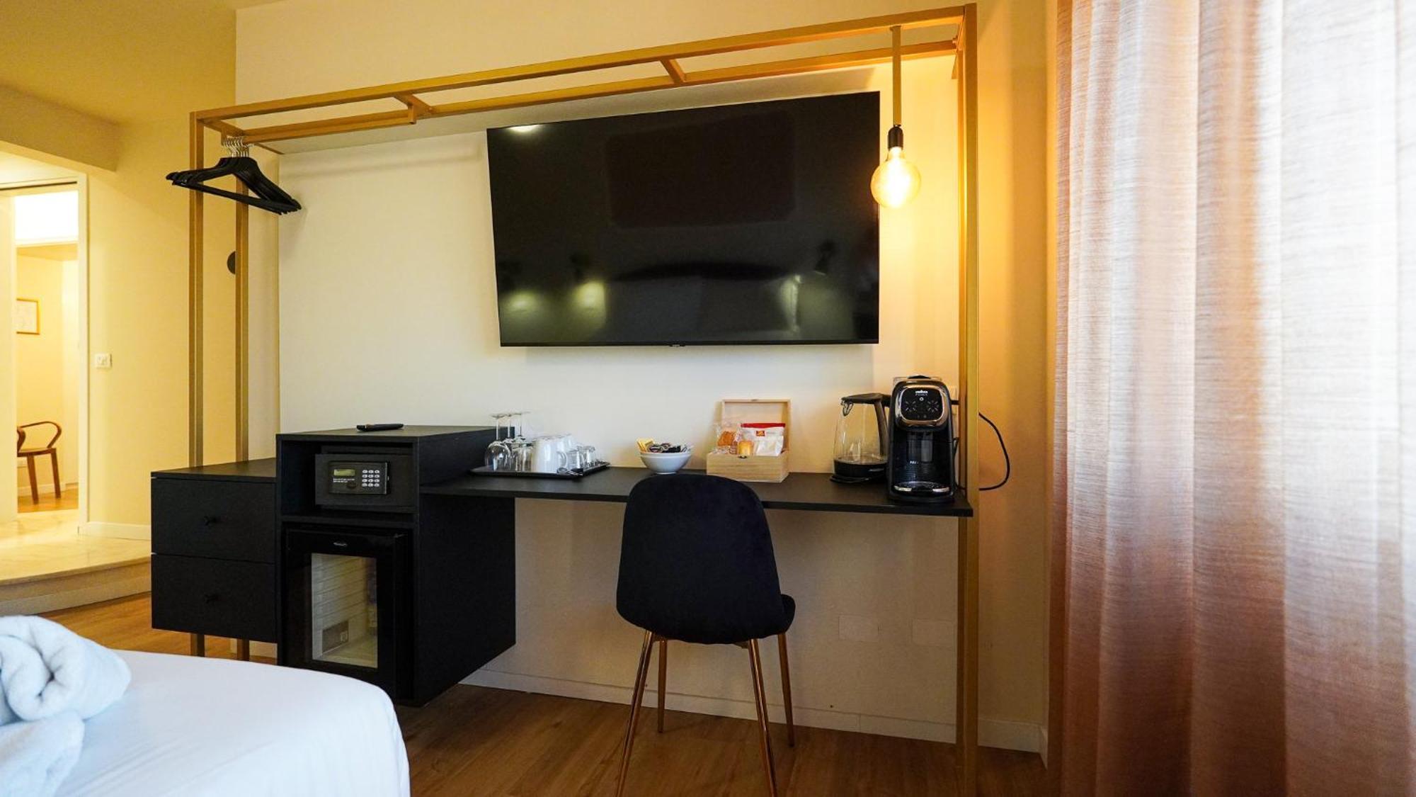 Suites 51 Rzym Zewnętrze zdjęcie